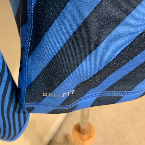 NIKE PRO shirt - Picture 3 of 8